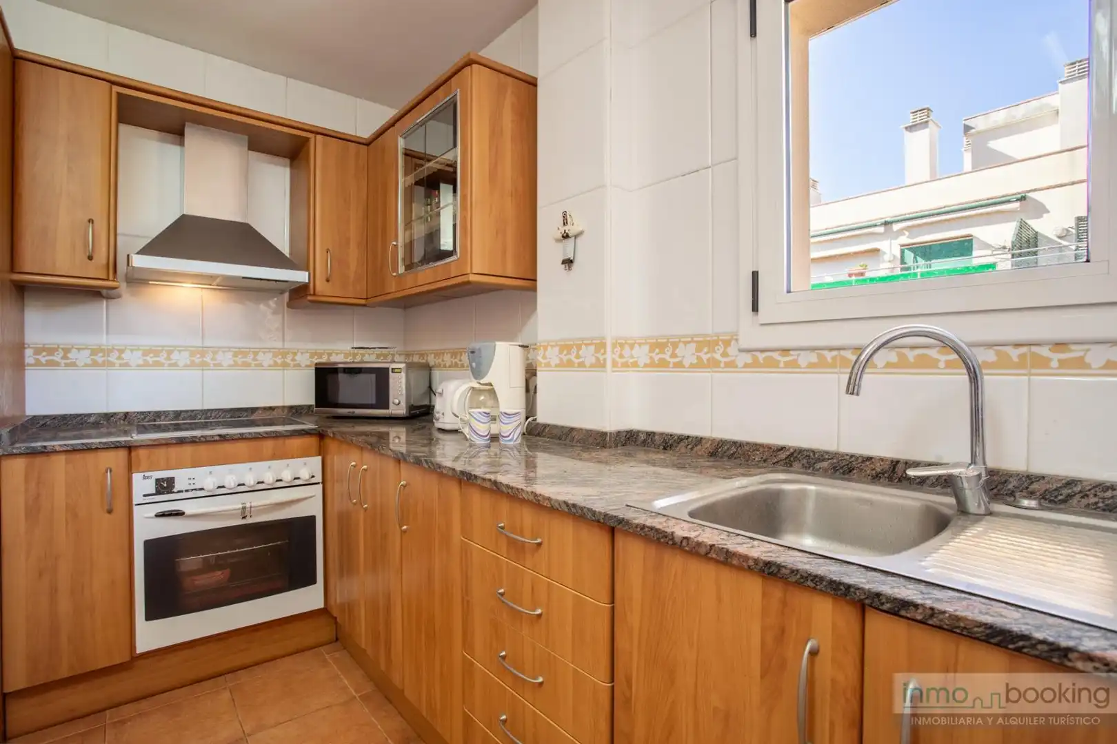 Kitchen of Apartments for sale in Platja de Ponent