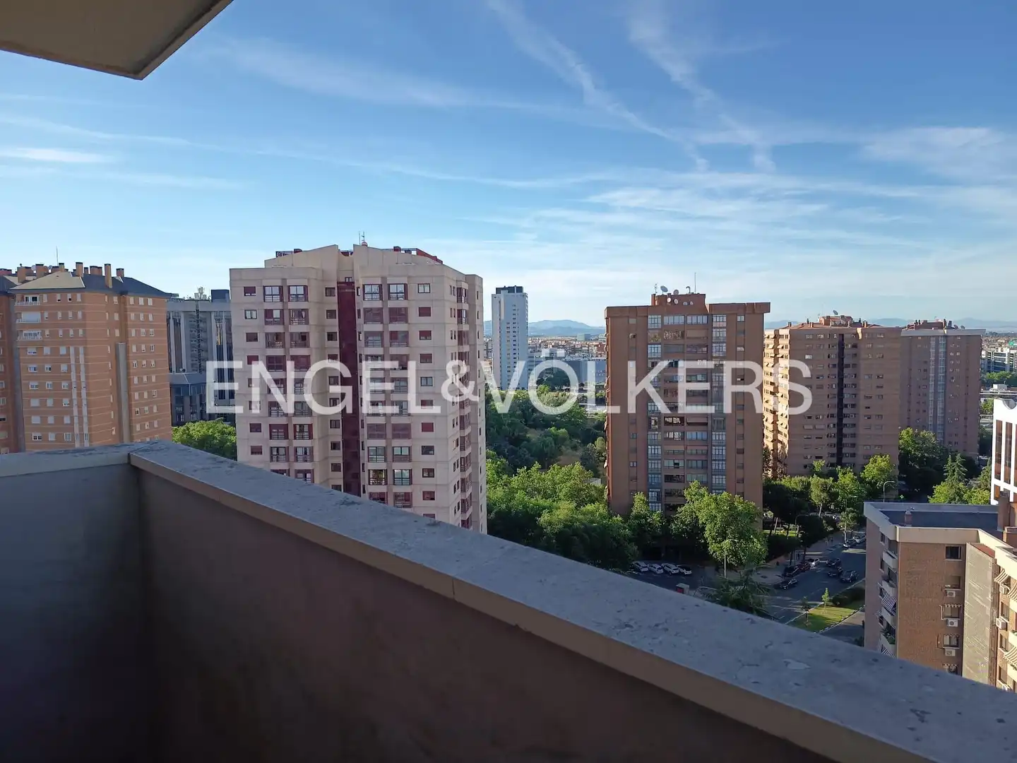 Balcony of Flat for rent in Madrid  with Air Conditioner, Heating and Parquet flooring