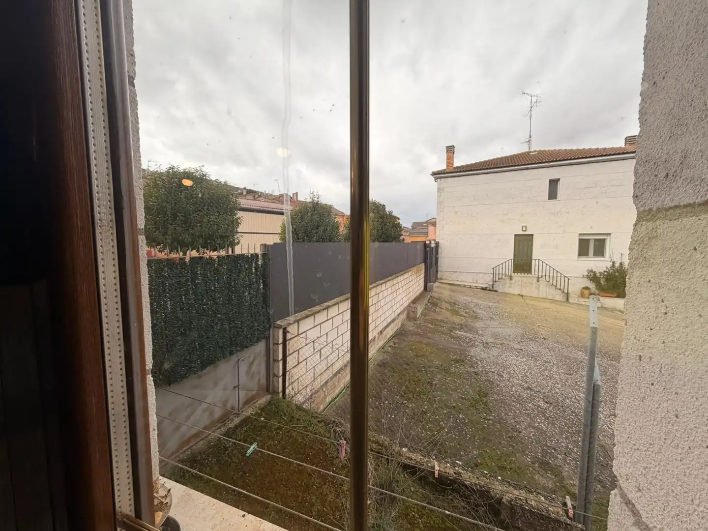 Vista exterior de Casa o chalet en venta en Cavia con Calefacción y Jardín privado