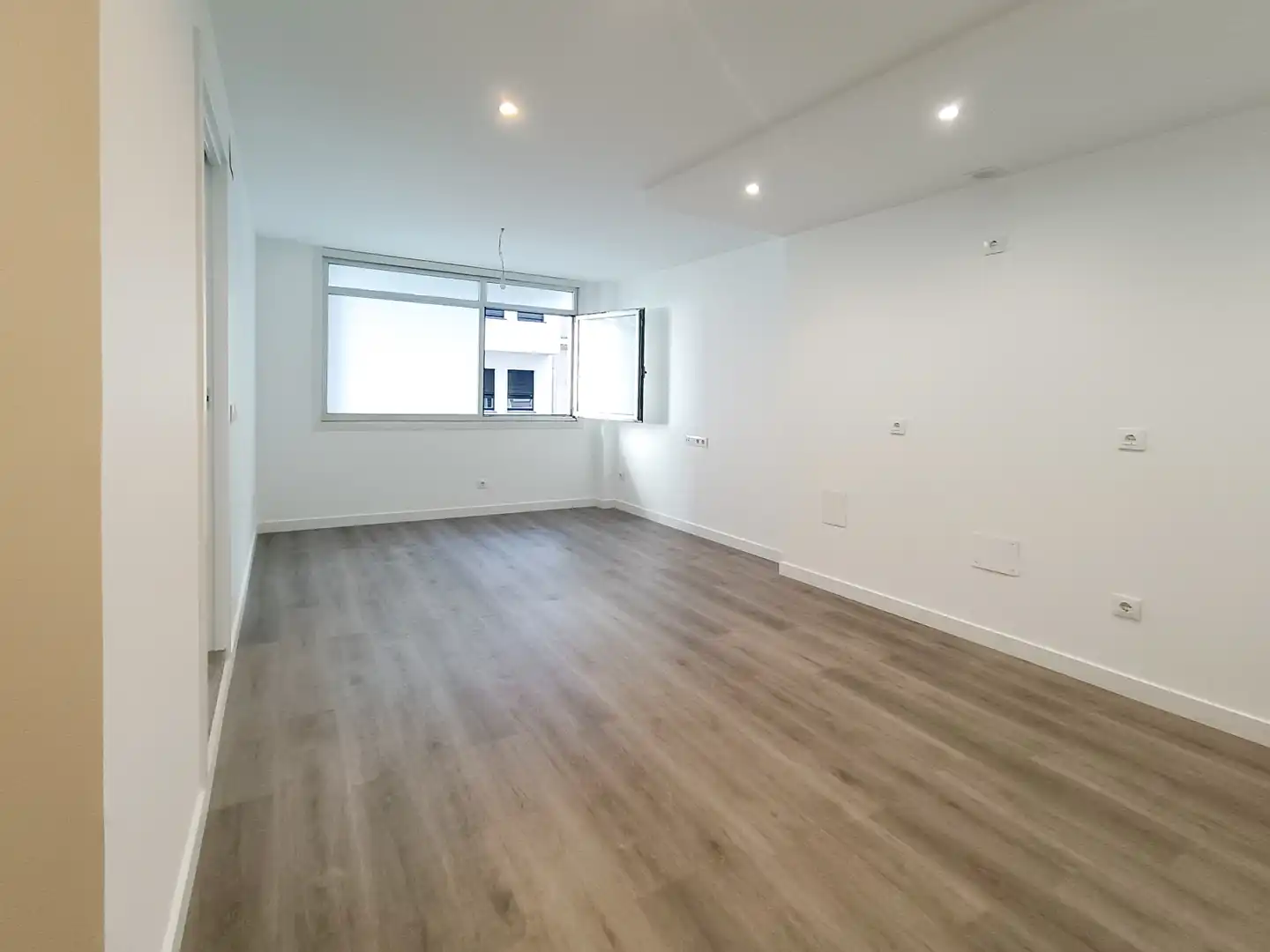 Living room of Office for rent in A Coruña Capital 