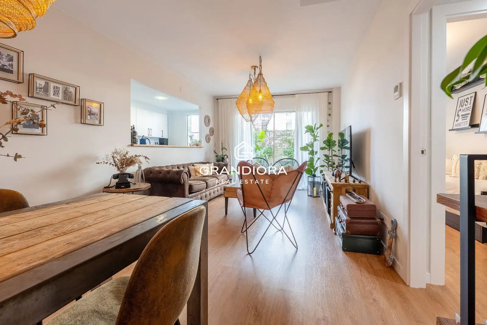 Außenansicht von Wohnung zur Miete in Sant Andreu de Llavaneres mit Klimaanlage, Terrasse und Schwimmbad
