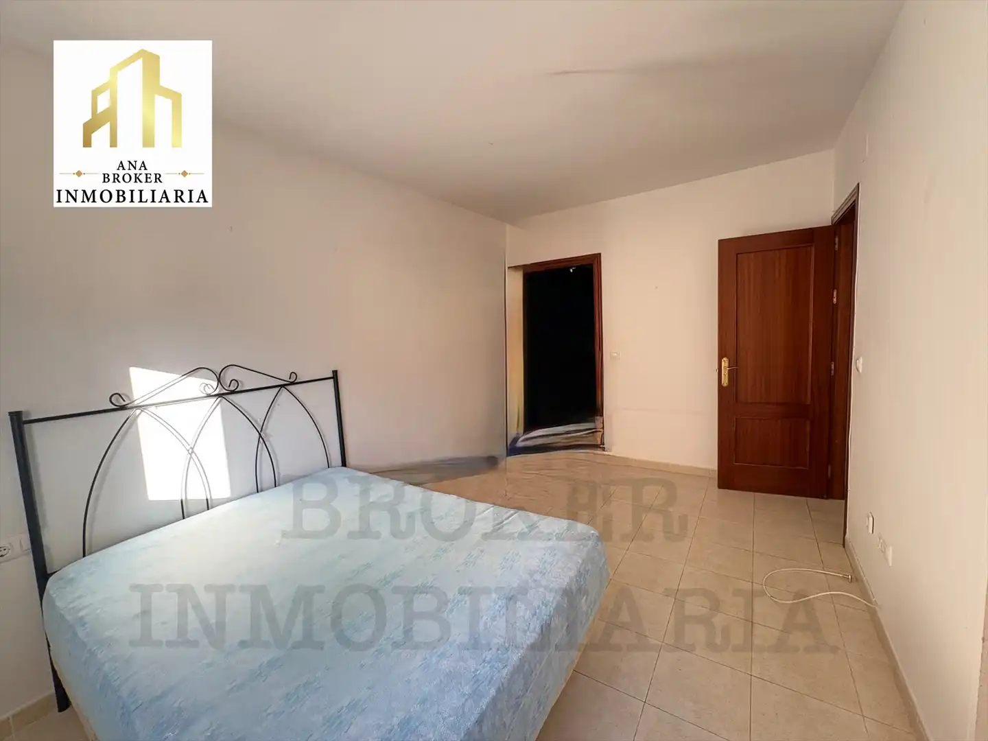 Habitación de Piso en venta en Ronda con Aire acondicionado, Terraza y Piscina comunitaria