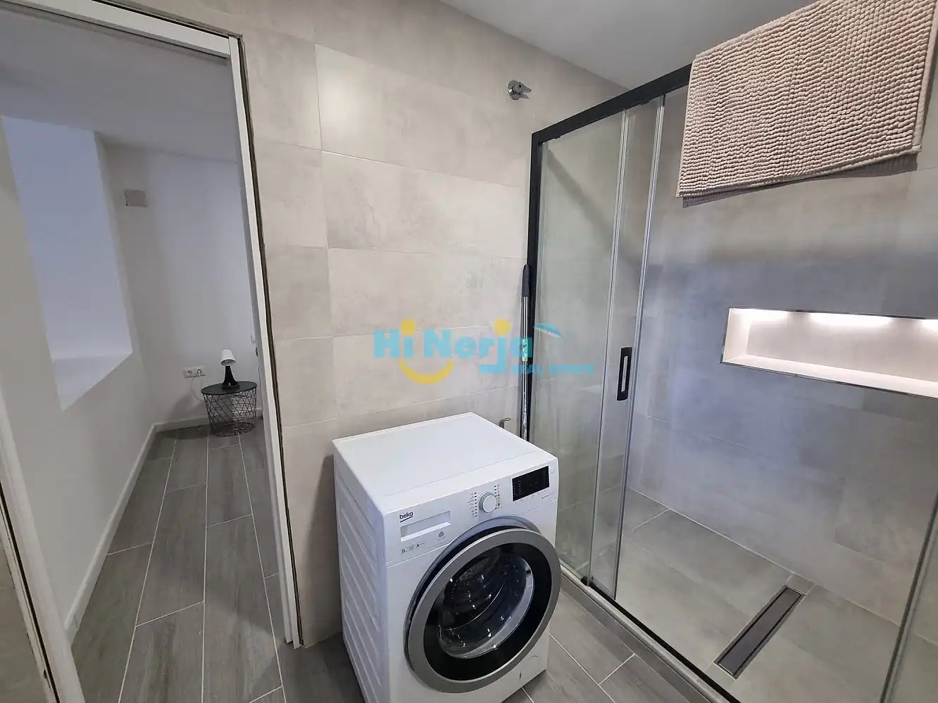 Bany de Apartament en venda en Torrox amb Aire condicionat, Calefacció i Jardí privat