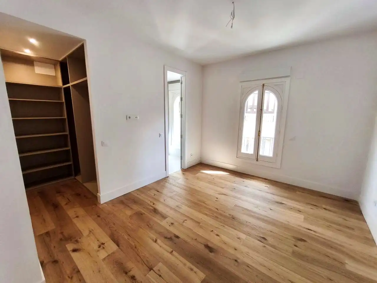 Bedroom of Flat for rent in Barrio de Salamanca