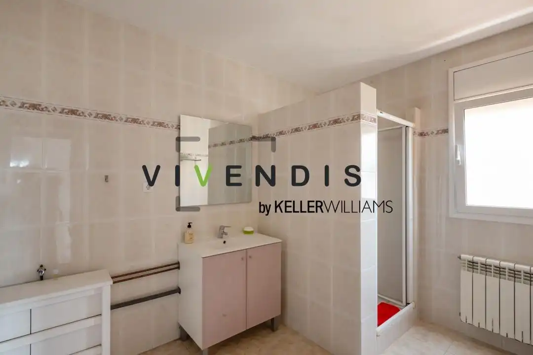 Baño de Casa o chalet en venta en Corbera de Llobregat con Aire acondicionado, Jardín privado y Terraza