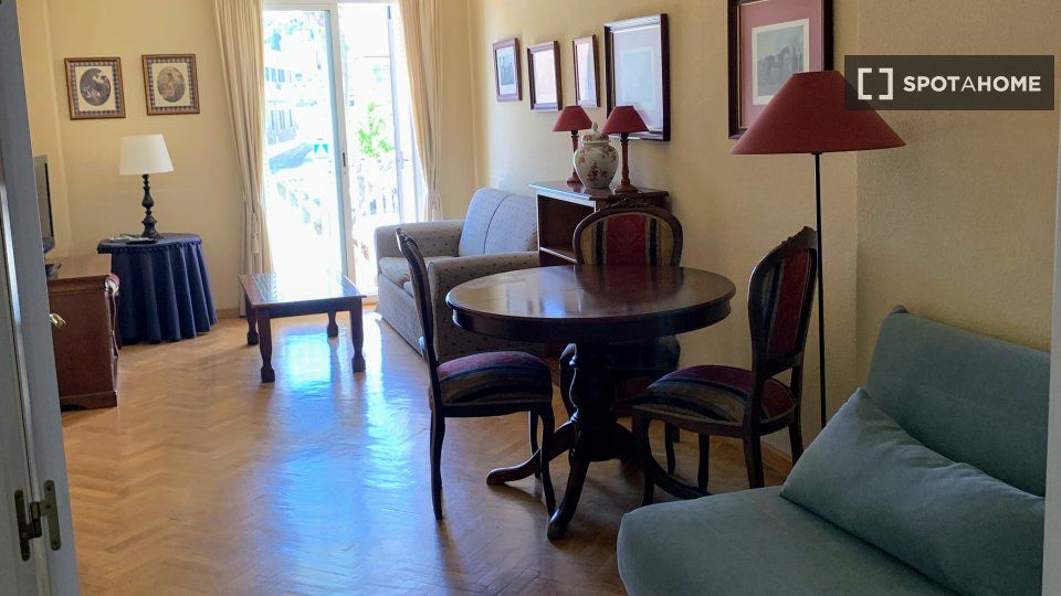 Dining room of Flat to rent in Torrelodones  with Air Conditioner, Heating and Furnished