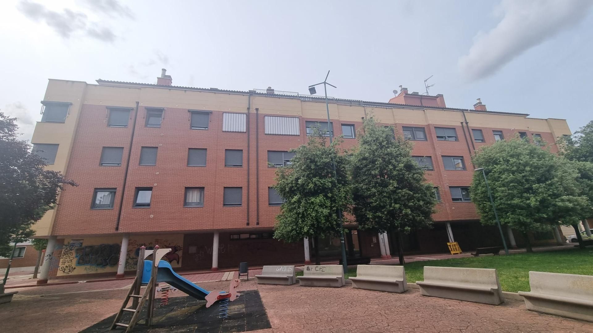 Exterior view of Flat for sale in Valladolid Capital  with Heating and Storage room