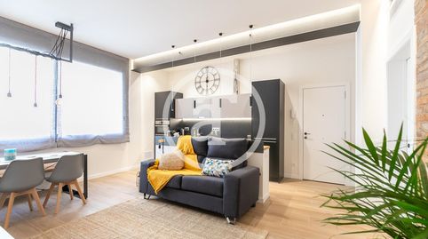 Photo 5 of Flat for rent in Carrer de Lorenzale, El Camp de l'Arpa del Clot, Barcelona Capital