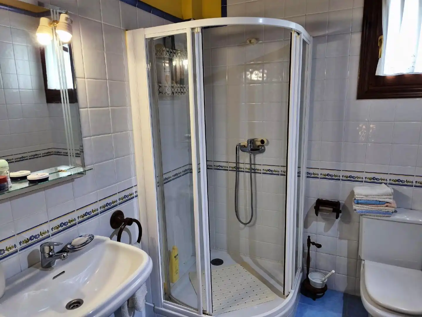 Bany de Casa o xalet en venda en Castro-Urdiales