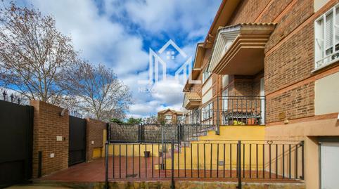 Foto 2 de Casa adosada en venda a Avellanos, El Vallejo, Azuqueca de Henares