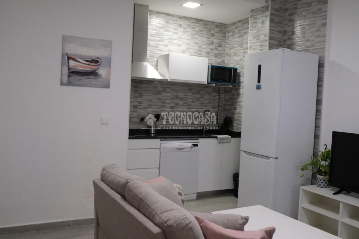 Cocina de Piso en venta en  Sevilla Capital con Terraza