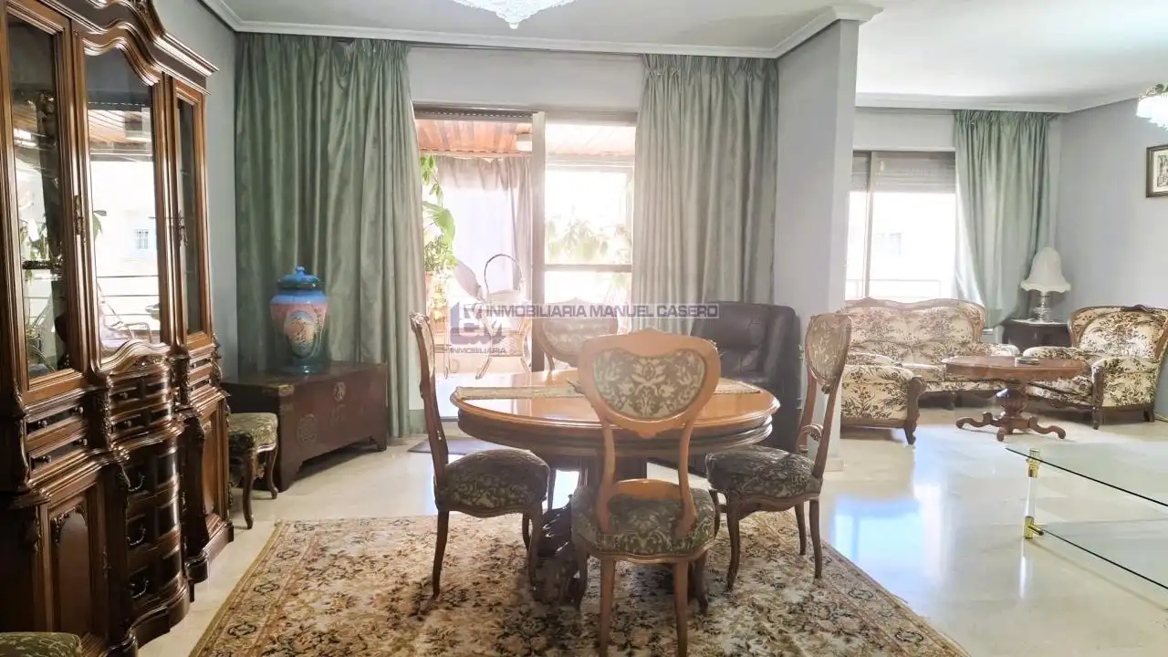 Comedor de Piso en venta en Cáceres con Calefacción y Terraza