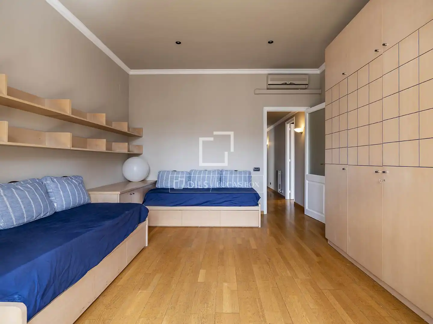 Bedroom of Flat for rent in Barcelona  with Furnished