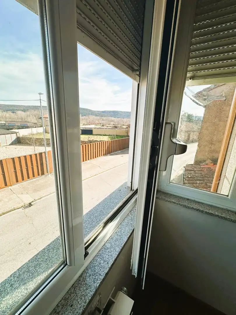 Außenansicht von Country house zum Verkauf in Cuadros mit Heizung und Terrasse