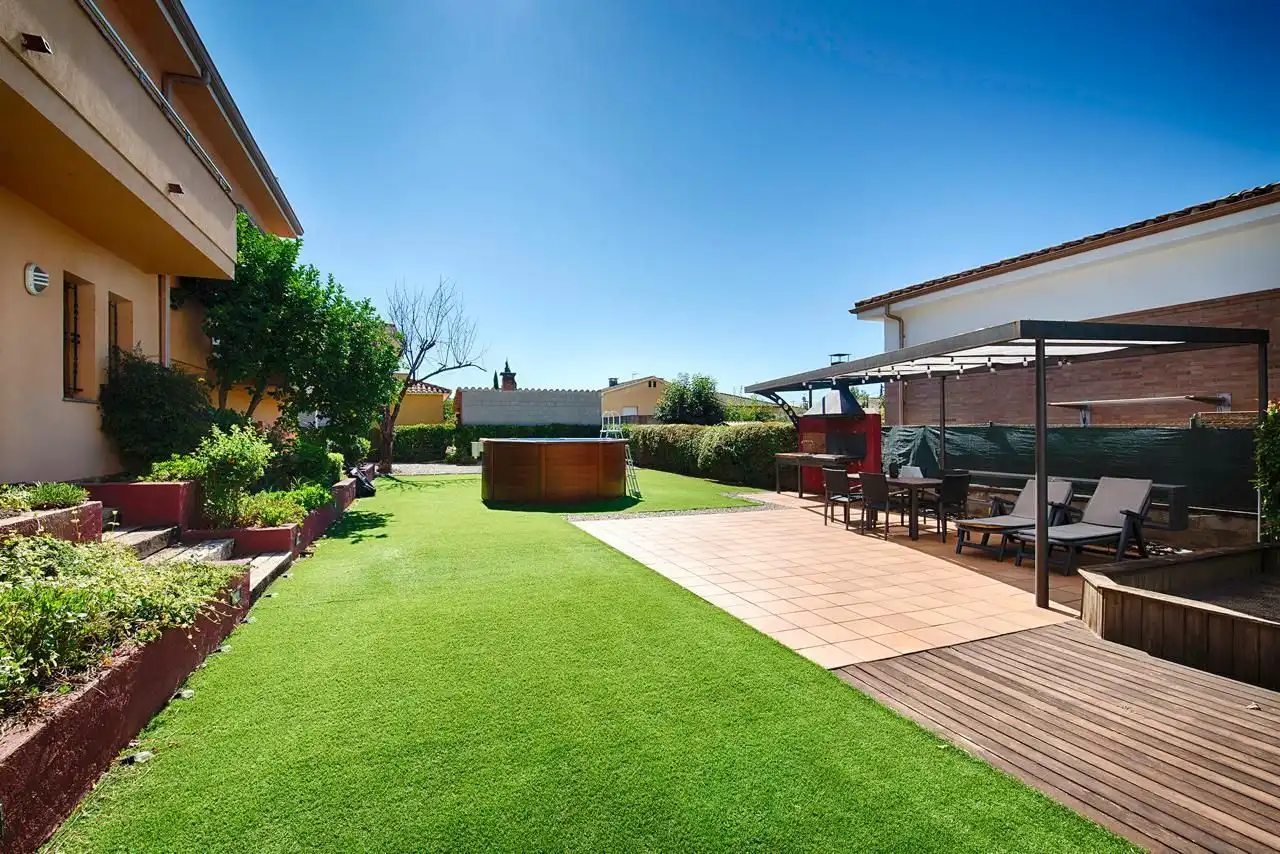 Casa con giardino in vendita a Porqueres, imagen 44