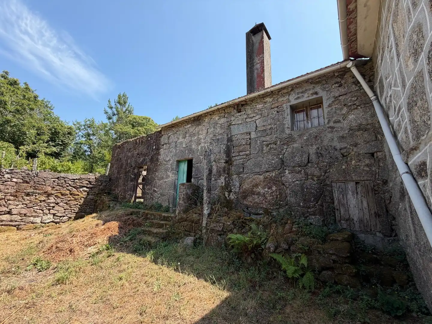 Vista exterior de Casa o xalet en venda en Salvaterra de Miño amb Jardí privat i Parquet