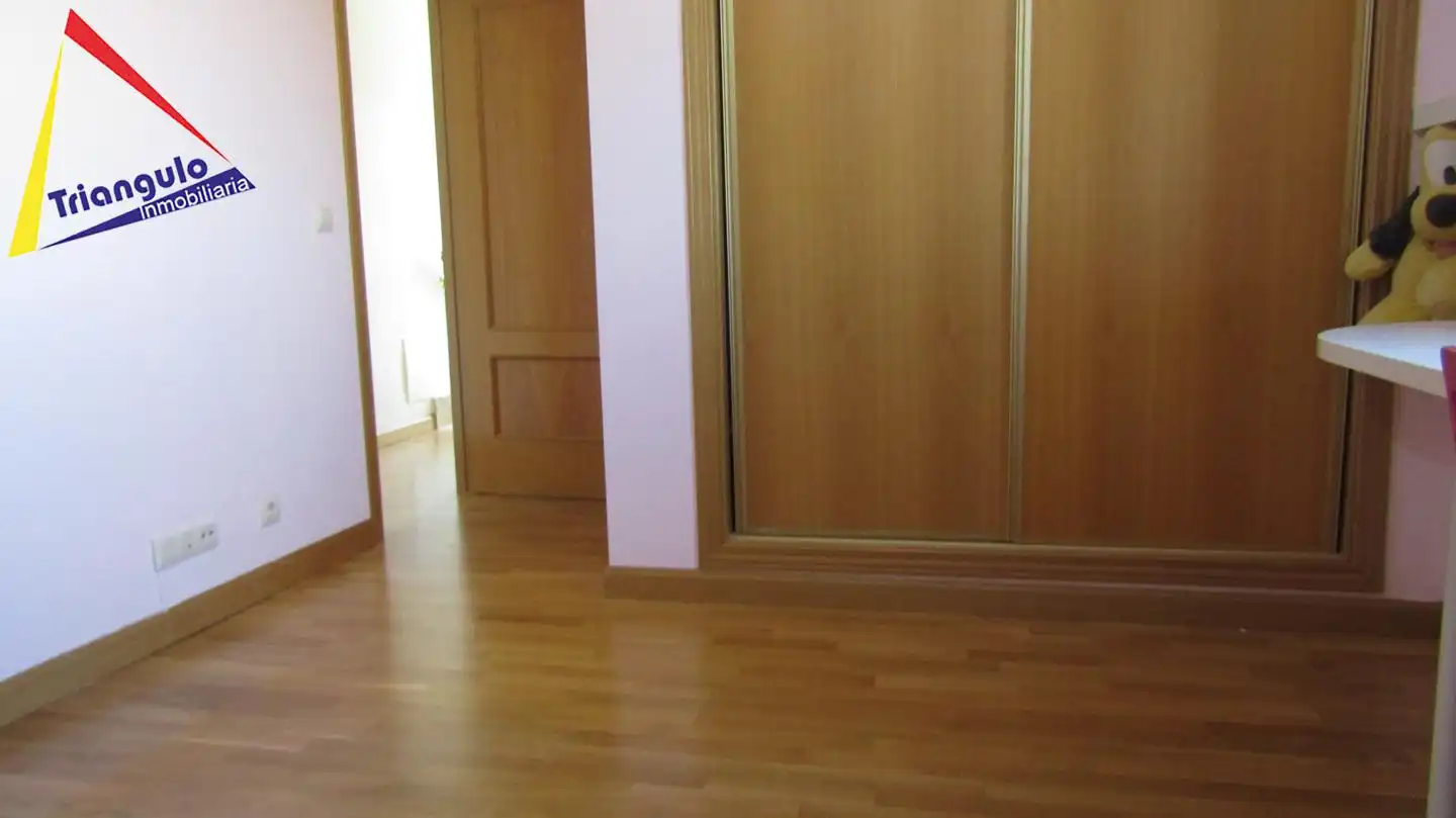 Casa adosada en venda en Encinillas amb Calefacció, Jardí privat i Terrassa