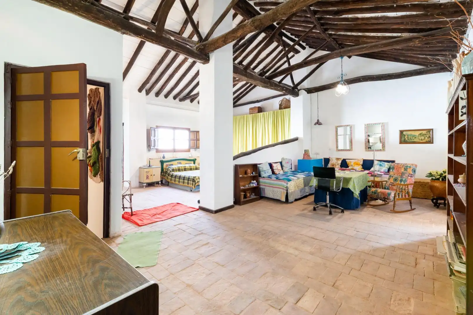 Sala d'estar de Finca rústica en venda en Pinos Puente amb Jardí privat, Terrassa i Traster