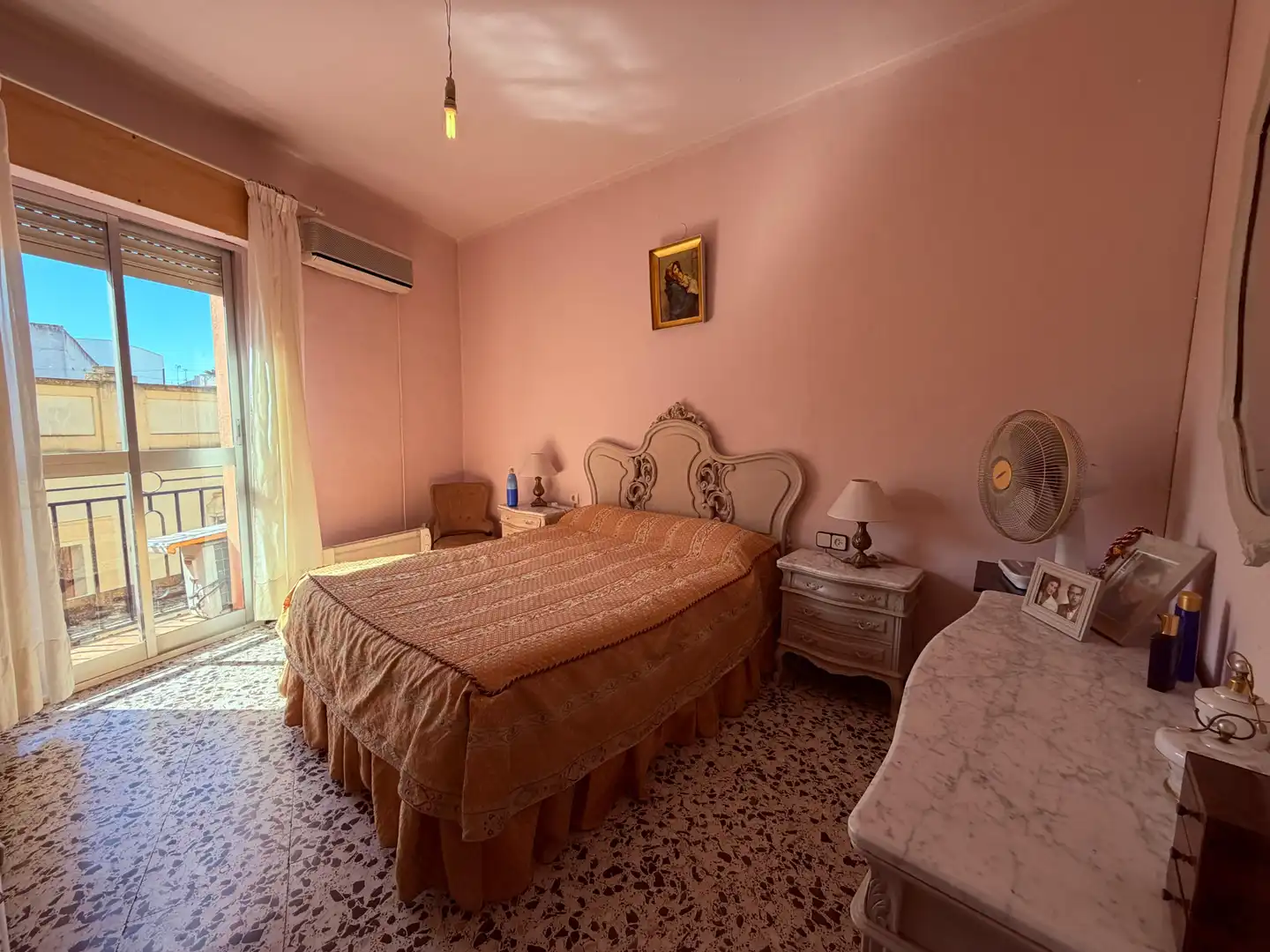 Habitación de Casa o chalet en venta en Bollullos de la Mitación con Terraza, Trastero y Balcón