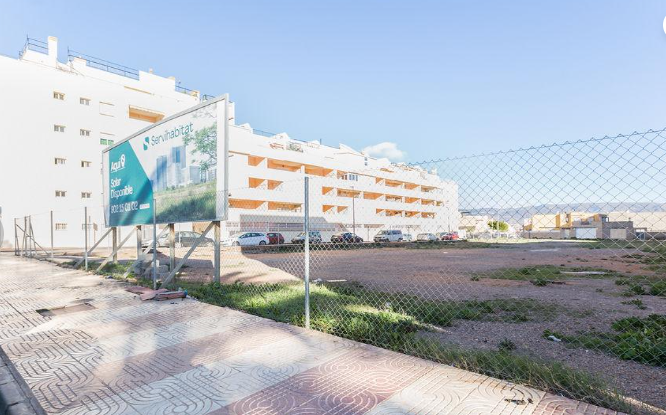 Vista exterior de Residencial en venda en Roquetas de Mar