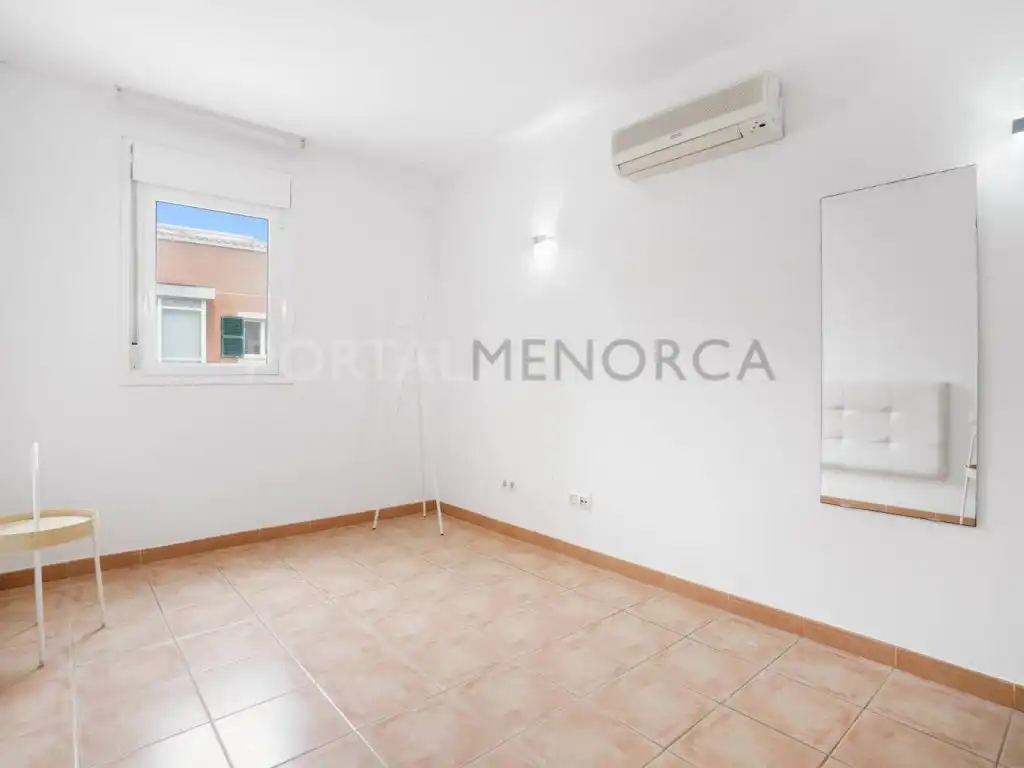 Dormitori de Pis en venda en Ciutadella de Menorca amb Aire condicionat i Piscina comunitària