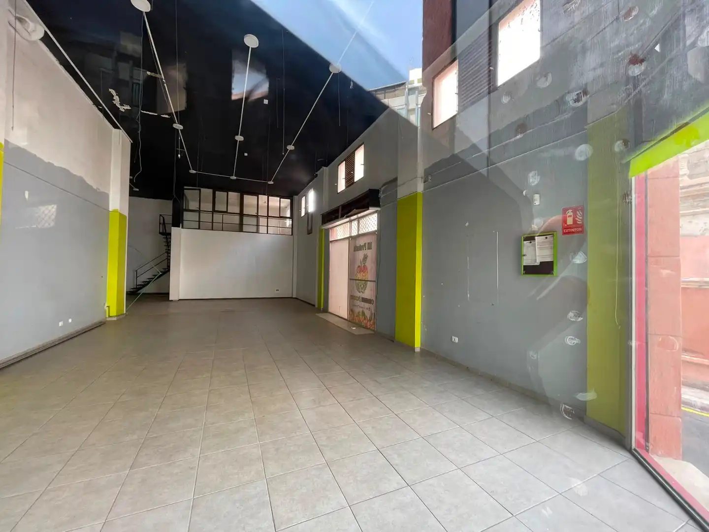 Local comercial en venda a Avenida Islas Canarias, imagen 11