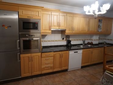 Flat with lift for sale in Ronda Coruña 10