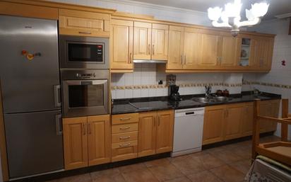 Kitchen of Flat for sale in Melide  with Terrace and Furnished