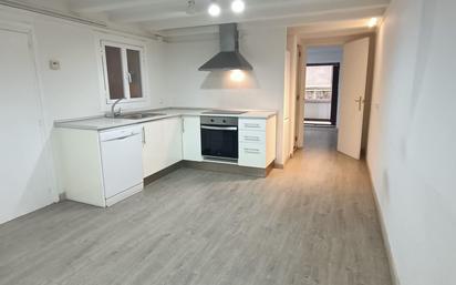 Küche von Wohnung zum verkauf in  Barcelona Capital mit Balkon