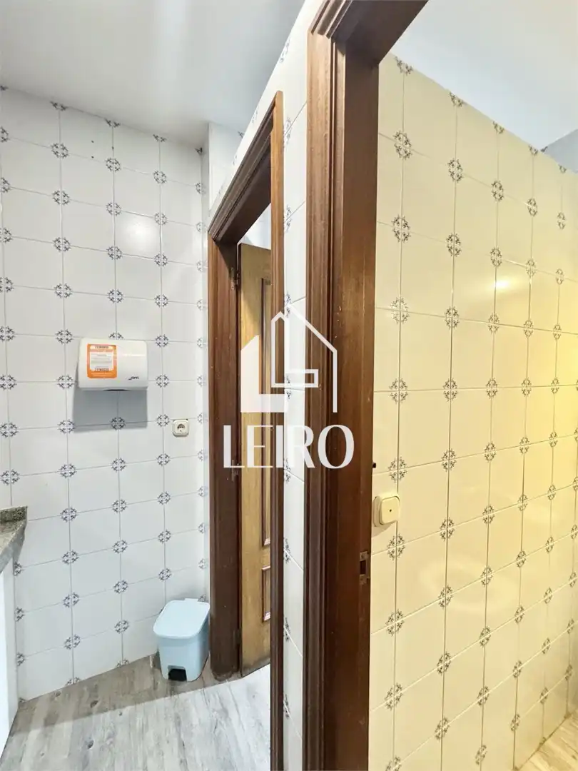 Commercial properties for sale in A Illa de Arousa   with Air Conditioner, Heating and Furnished