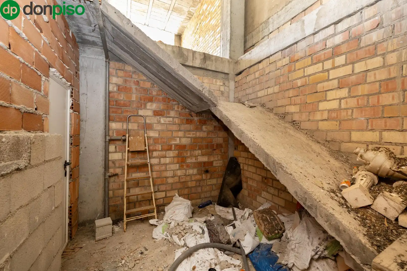 Local comercial en venta en Calle Calle María Uceda Díaz 18, imagen 17