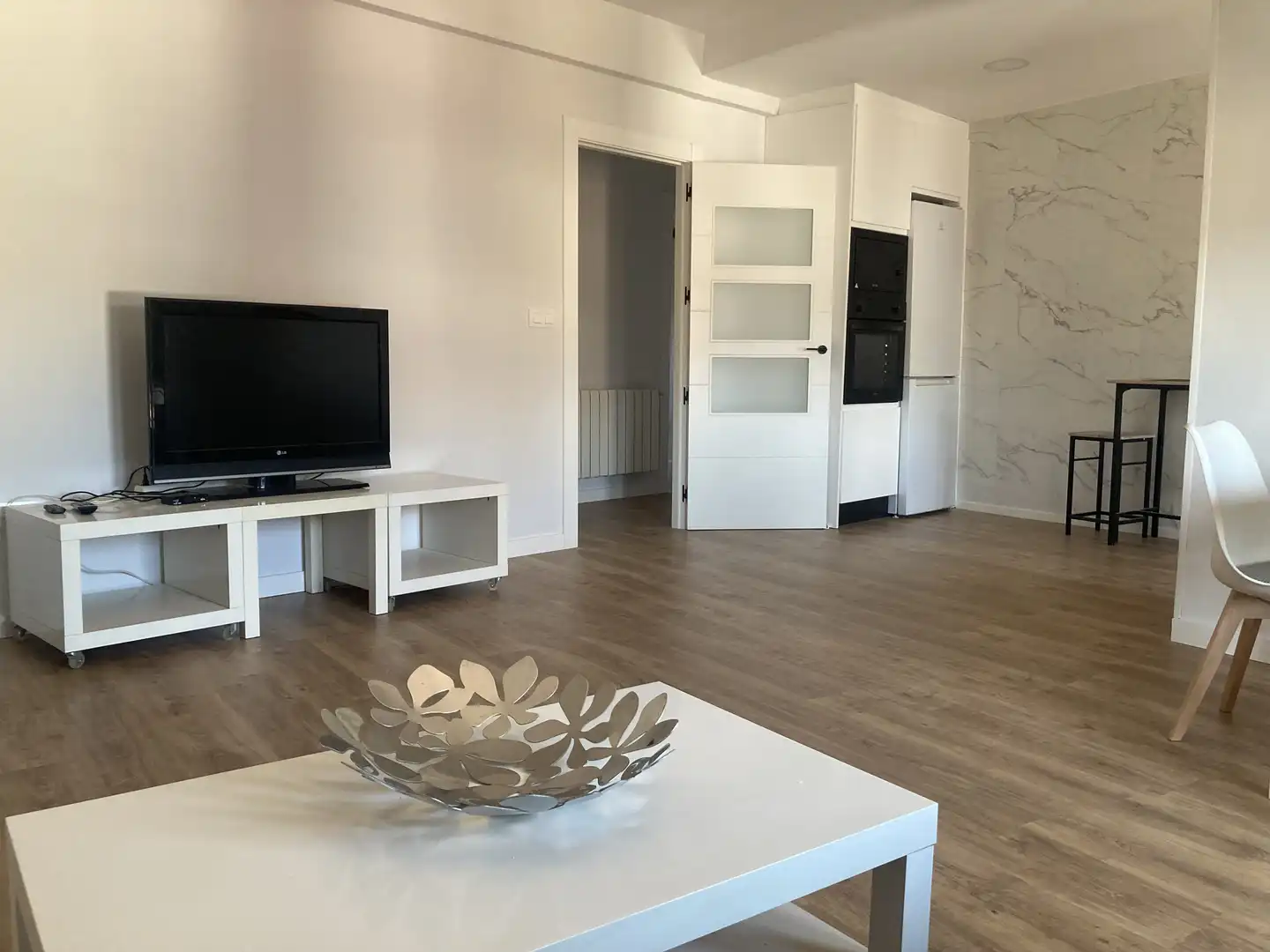 Sala d'estar de Casa adosada de lloguer en Peraleda de la Mata amb Aire condicionat, Parquet i Terrassa