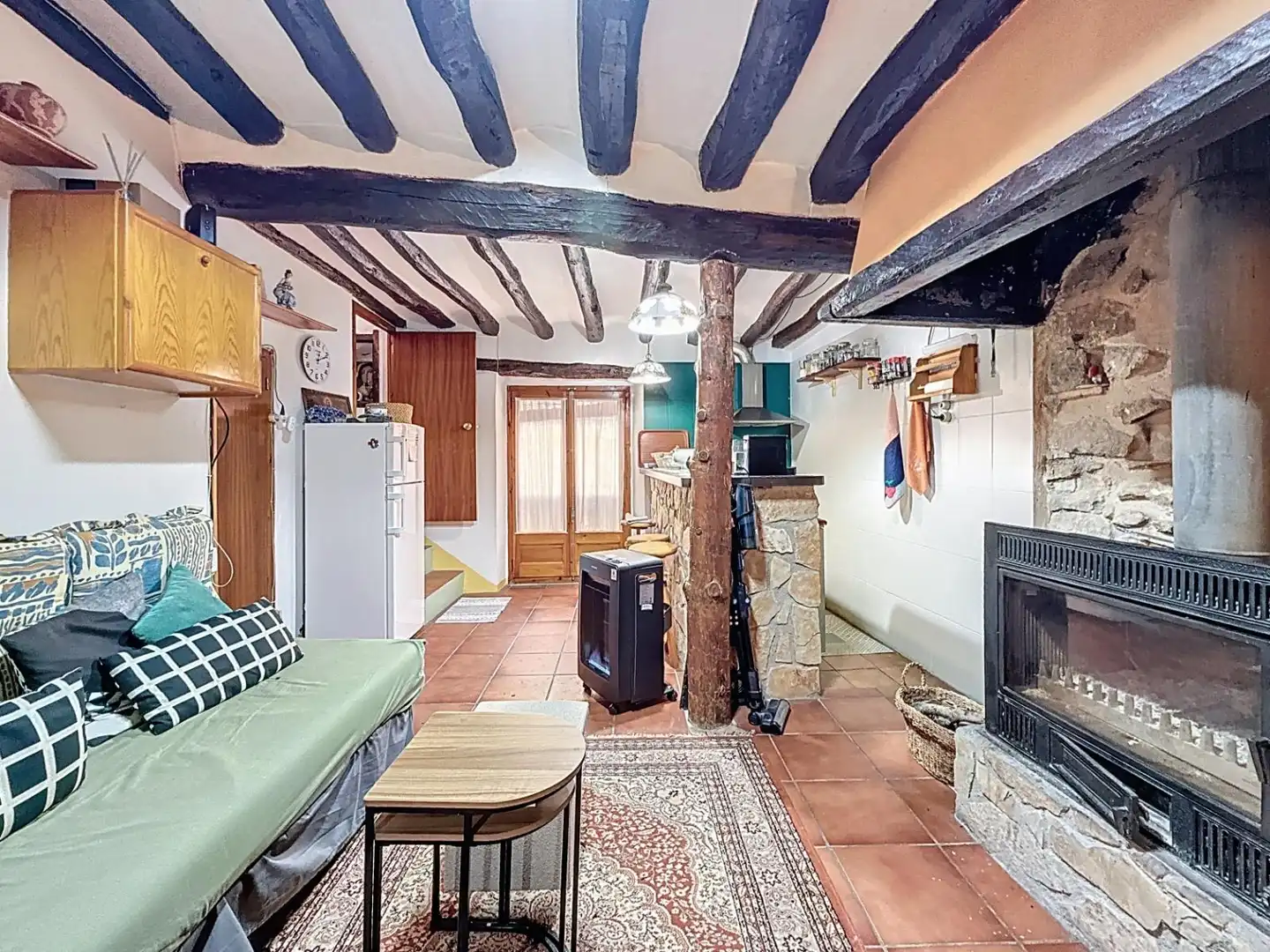 Sala d'estar de Casa o xalet en venda en Mazaleón amb Moblat, Forn i Rentadora