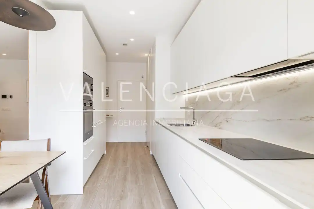 Piso con terraza en venta en Parte Vieja, imagen 9