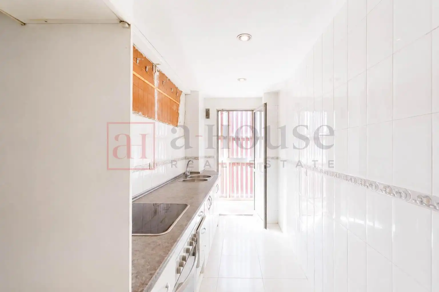 Küche von Wohnung zum Verkauf in Madrid mit Klimaanlage, Heizung und Terrasse