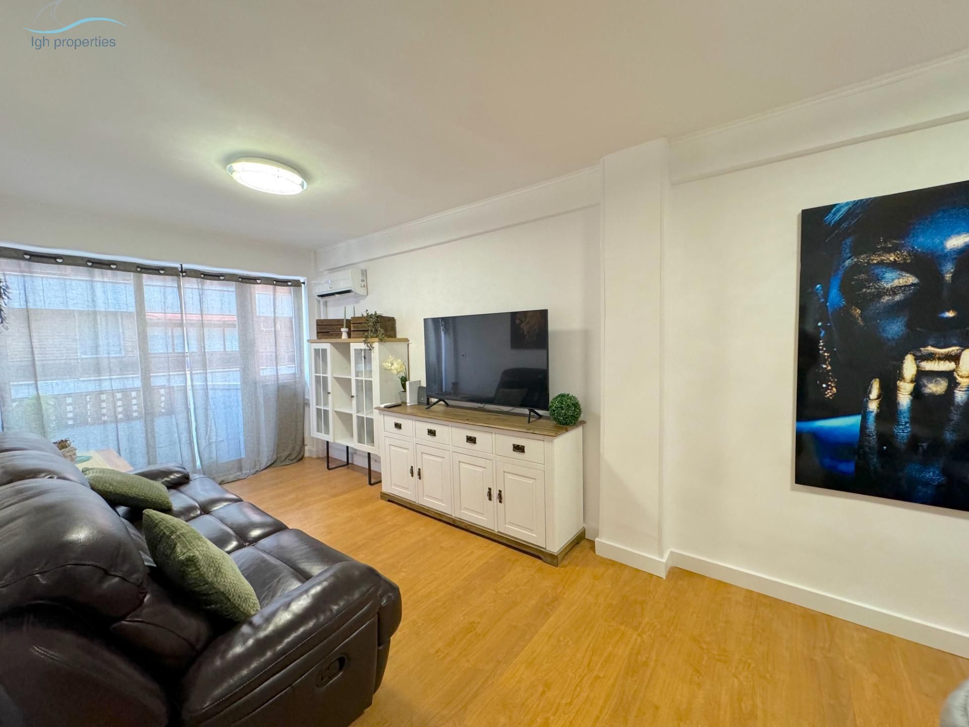 Living room of Flat to rent in Alicante / Alacant  with Air Conditioner and Balcony