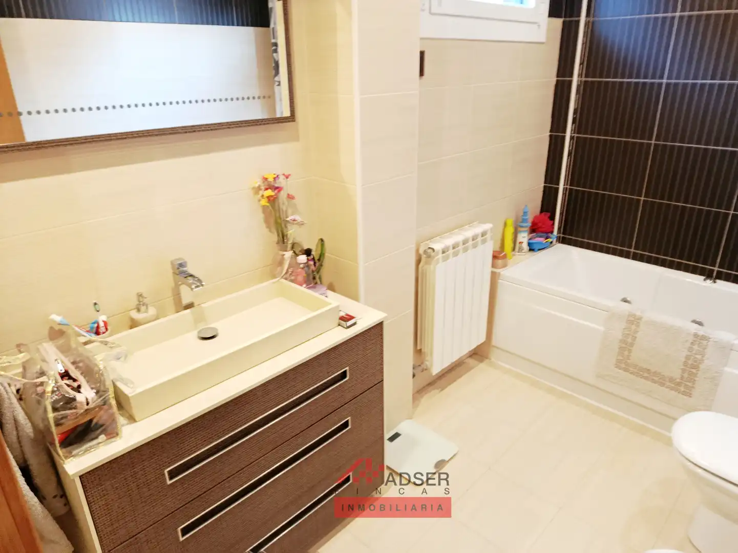 Bathroom of Detached homes for sale in Entrena  with Heating, Parquet flooring and Terrace
