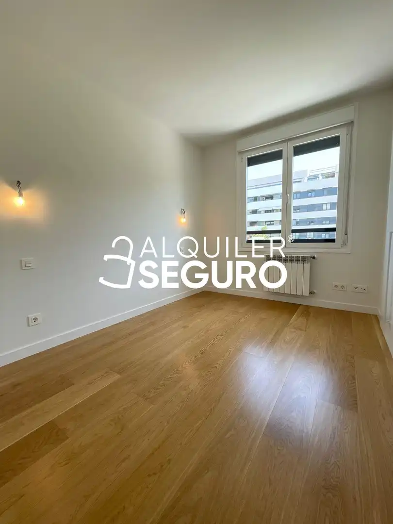 Flat for rent in Maria de Maeztu, Arroyo del Fresno
