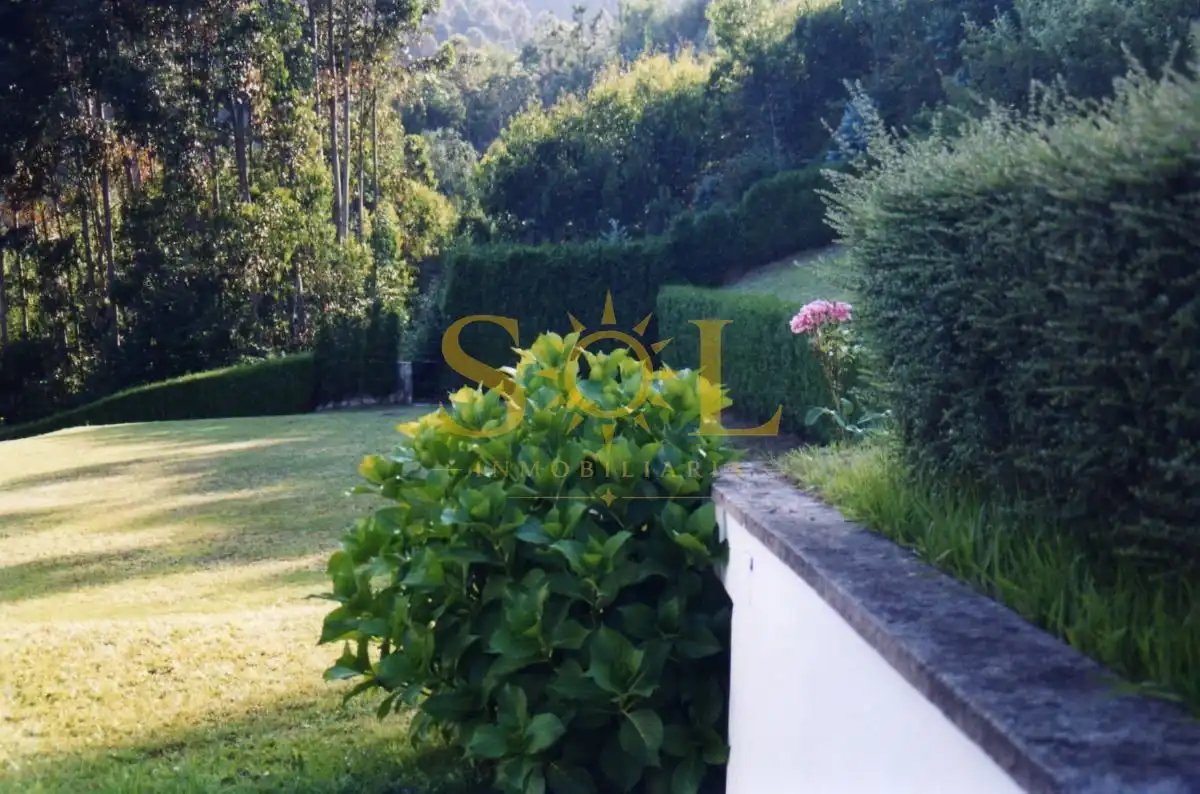Jardí de Casa o xalet en venda en Pravia amb Calefacció i Jardí privat