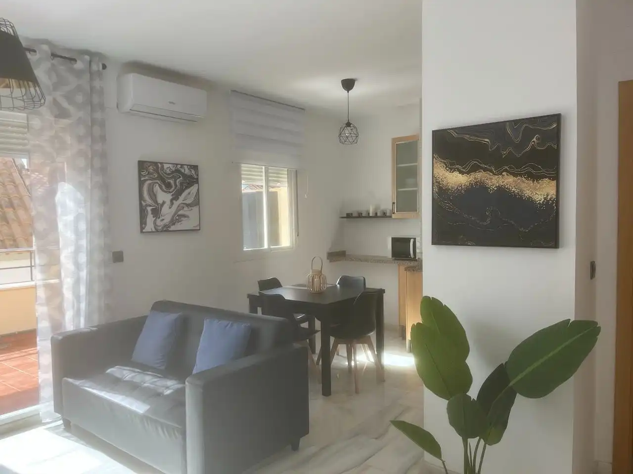 Sala de estar de Ático de alquiler en Vélez-Málaga con Aire acondicionado y Calefacción