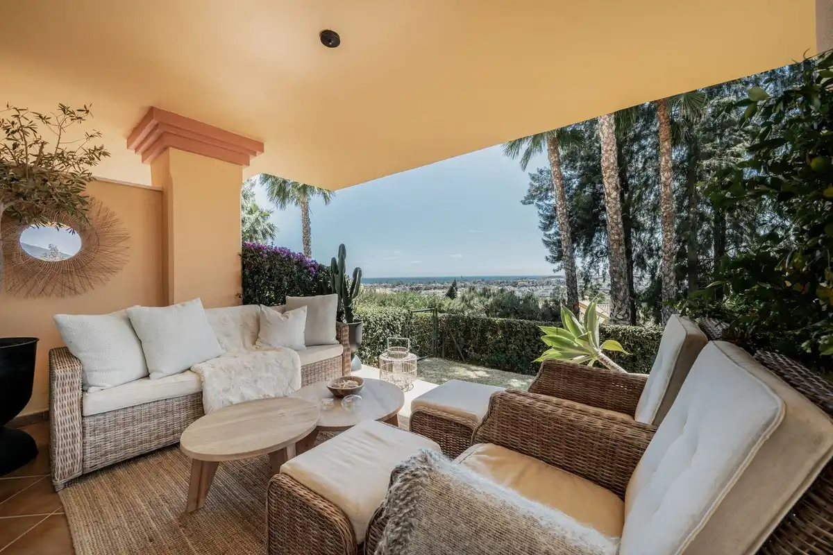 Wohnung mit Pool zum Verkauf in Nueva Andalucía