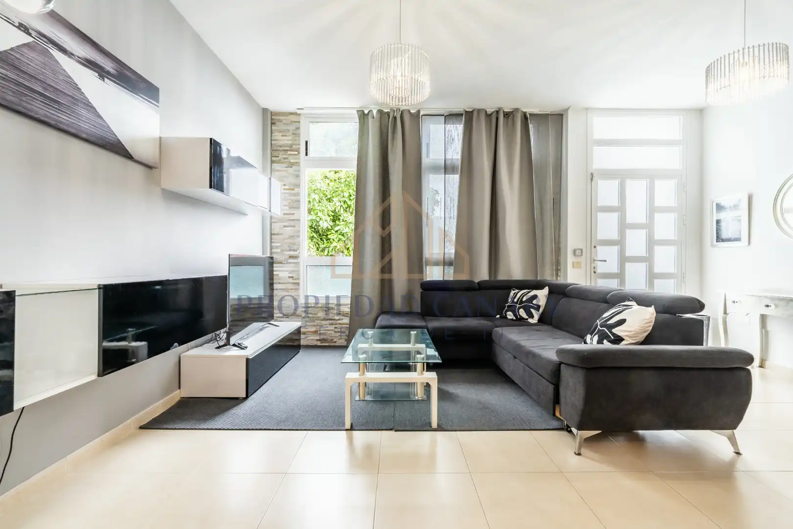 Living room of Flat for rent in La Victoria de Acentejo  with Storage room, Furnished and Oven