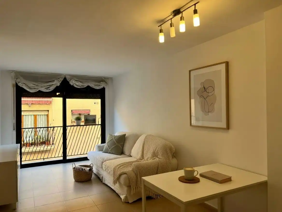 Sala de estar de Piso en venta en Reus con Aire acondicionado, Calefacción y Balcón
