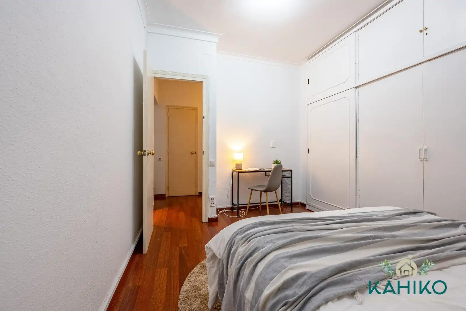 Bedroom of Flat for sale in Barcelona  with Air Conditioner, Heating and Terrace