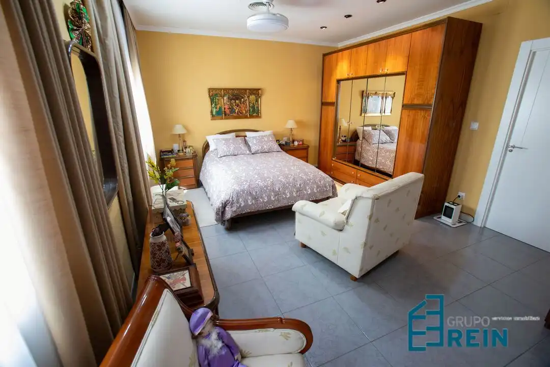 Dormitori de Casa o xalet en venda en Añover de Tajo amb Aire condicionat, Calefacció i Jardí privat