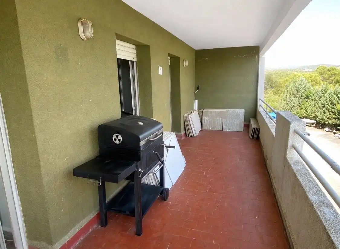 Terrassa de Apartament en venda en Pareja amb Calefacció, Terrassa i Traster