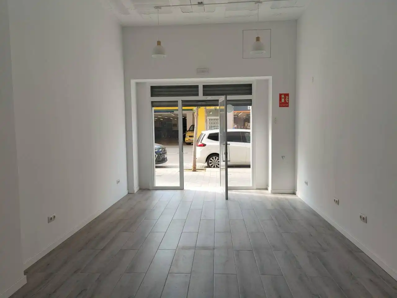 Local comercial en alquiler en Carretera PIERA 42, imagen 4
