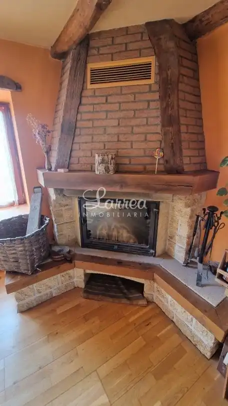 Sala de estar de Finca rústica en venta en Zeanuri con Calefacción