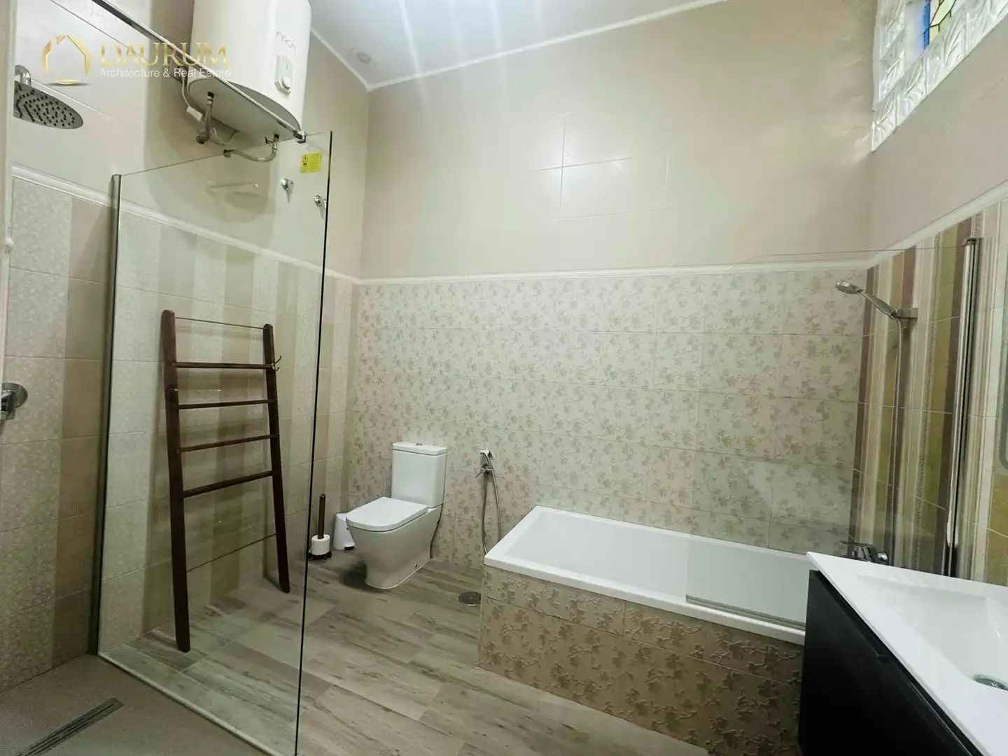 Apartament en venda a DE ALTAMIRA, Urbadiez - Entrepuentes