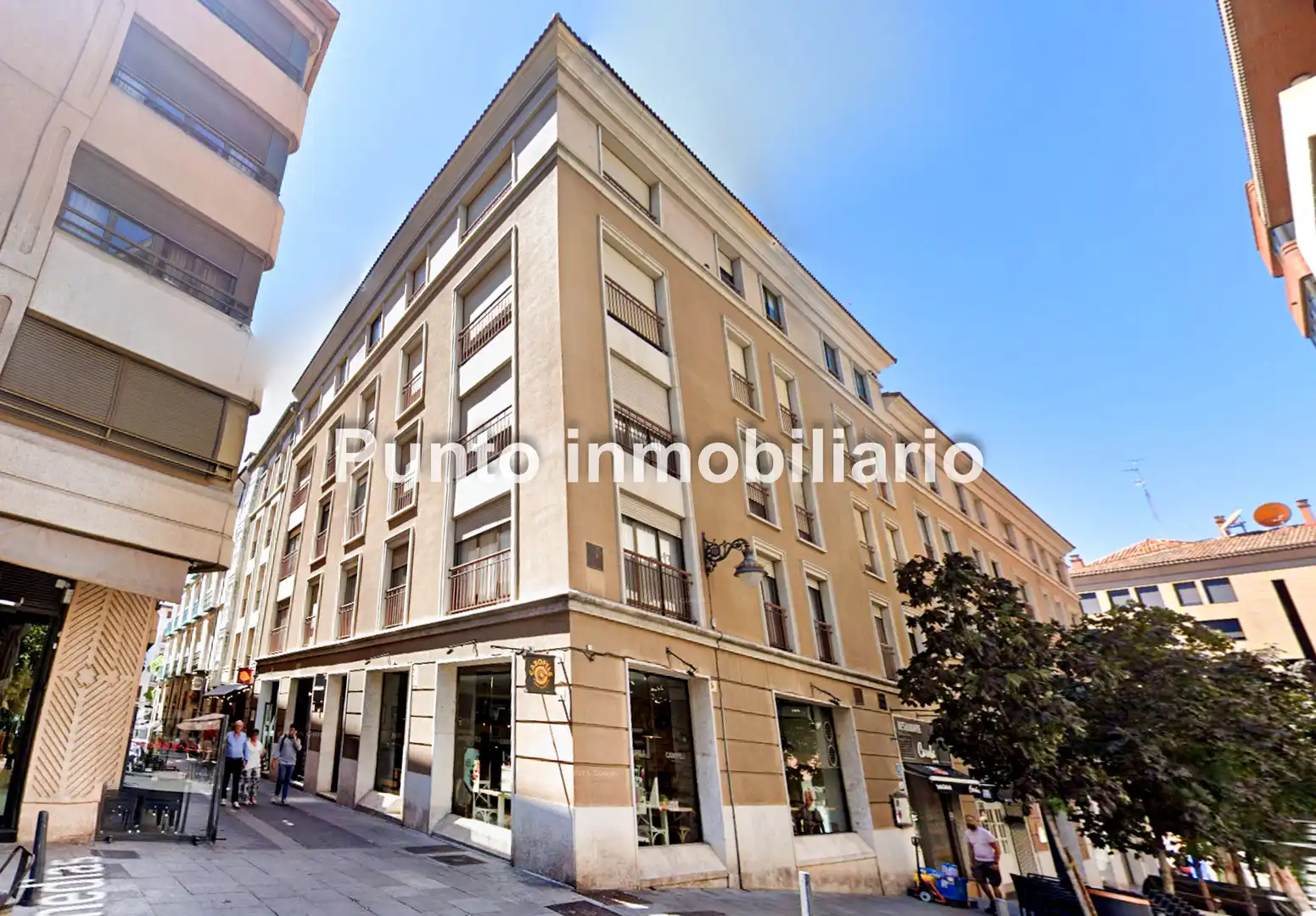 Vista exterior de Piso de alquiler en Valladolid con Aire acondicionado, Calefacción y Parquet